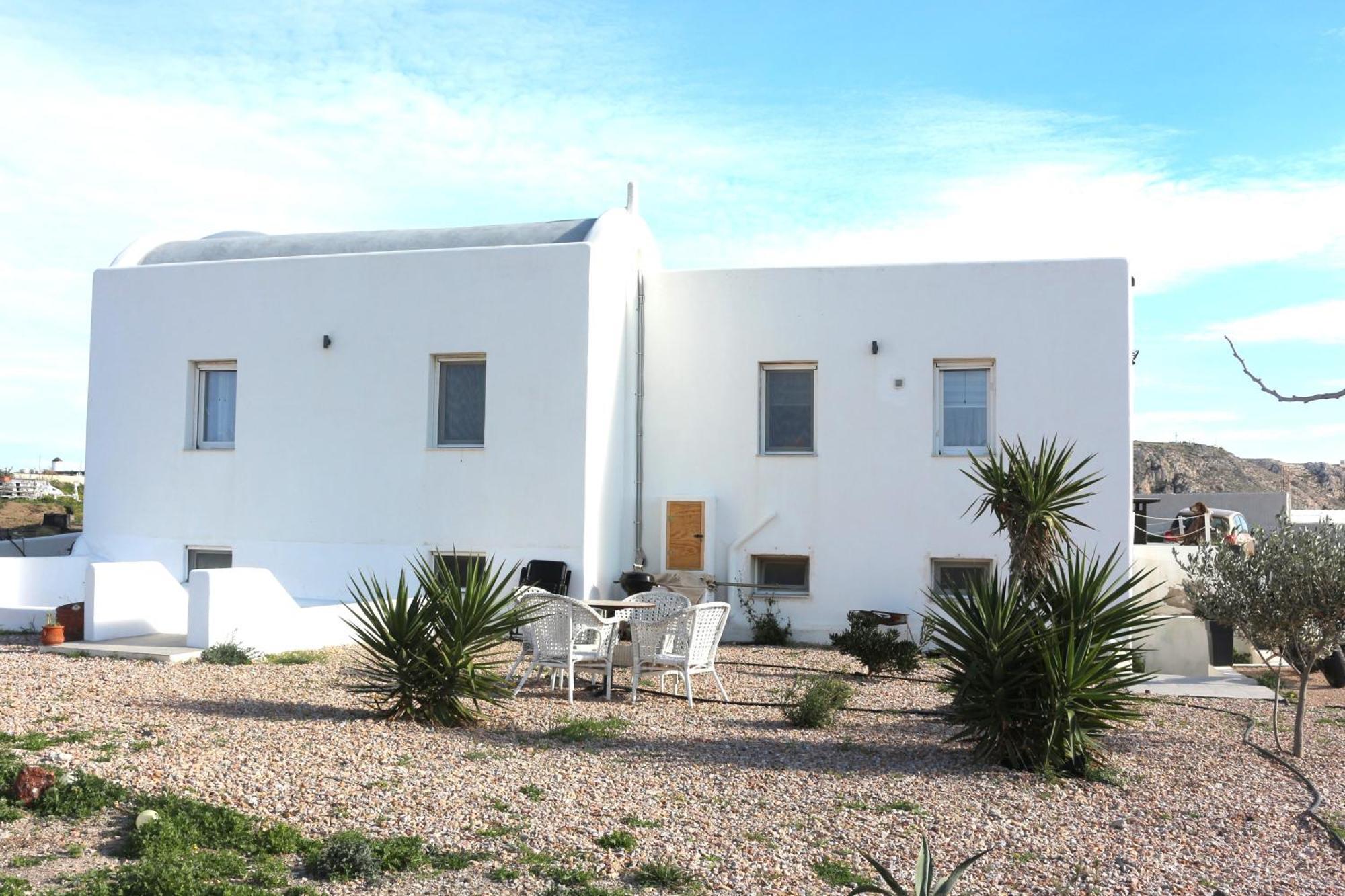 Ab Green Living Santorini Emporio  Exterior photo