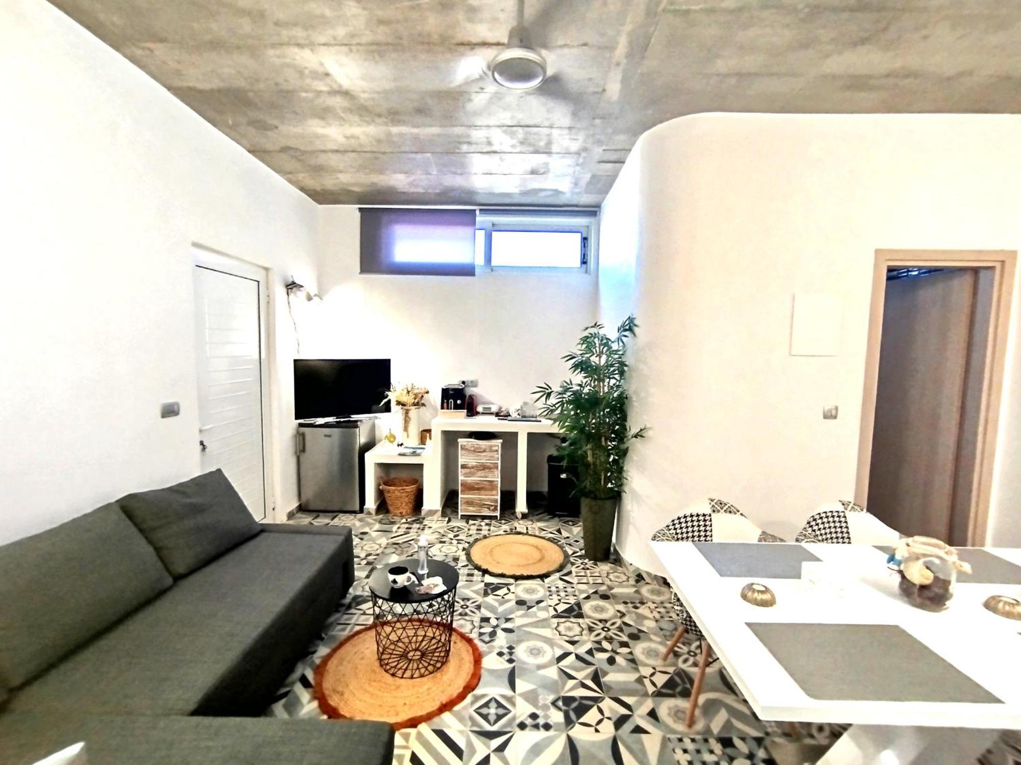 Ab Green Living Santorini Emporio  Exterior photo